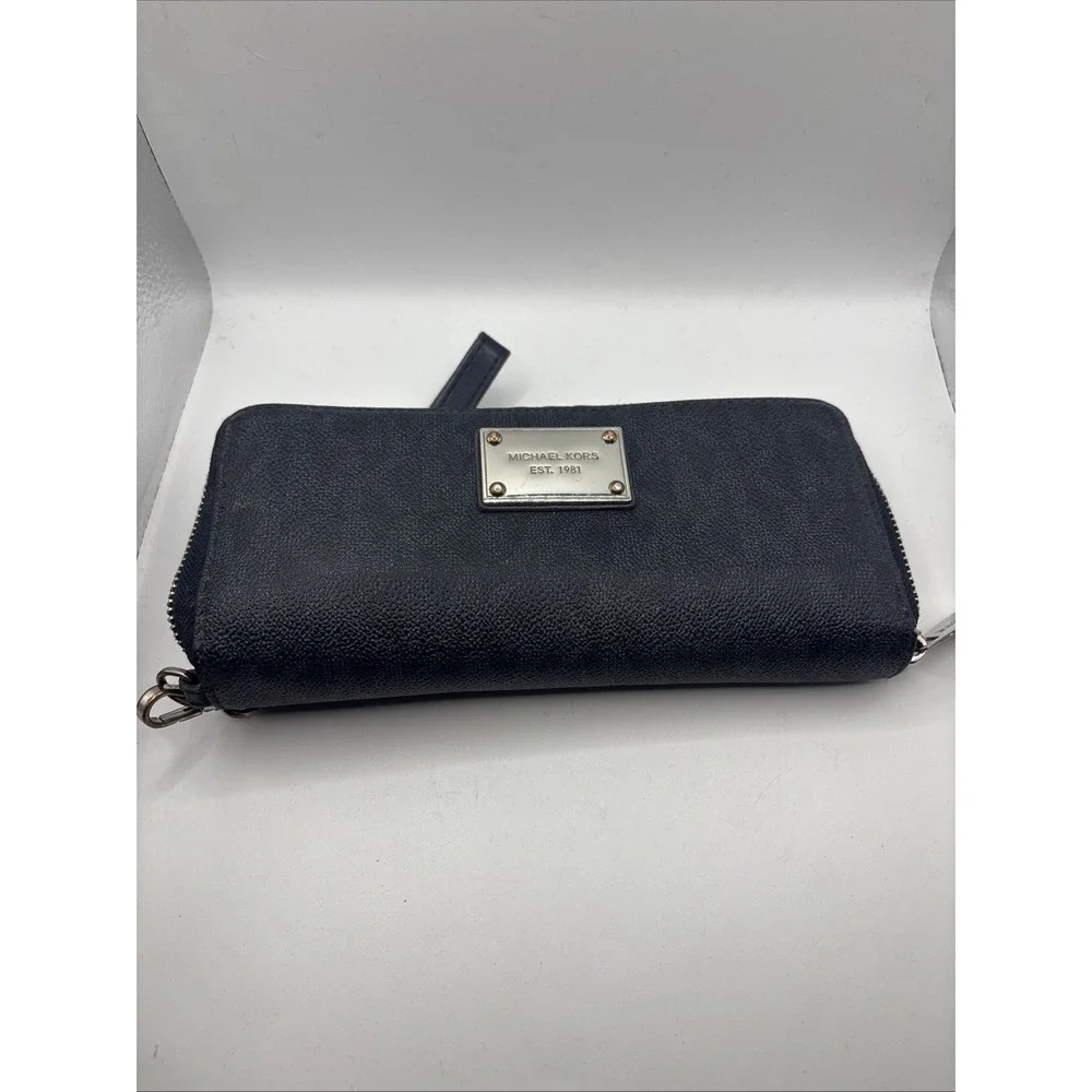 Michael Kors full zip leather wallet blue